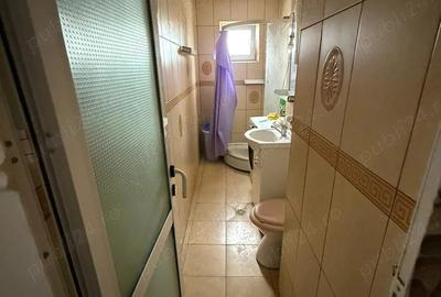 De vanzare apartament 4 camere cf2 - 2