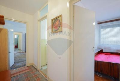 Apartament 3 camere, ultracentral, pod Decebal, et. 3, de vanzare - 6