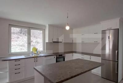 Casă cu 5 camere cu Teren 1590 Mp în Luna - 16