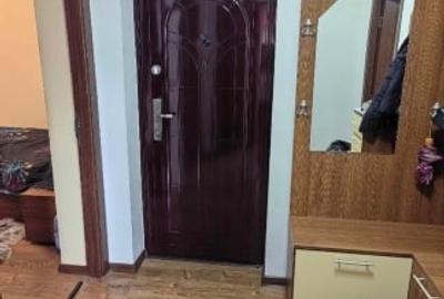 Vând apartament în casă cu 4 apartamente - 7