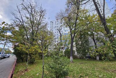 Apartament cu 3 camere decomandat, mobilat în Titan - 18