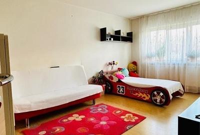 Apartament cu 2 camere decomandat în Crângași