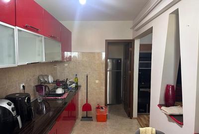 Apartament 2 camere,zona Centrala,etaj 2 - 12