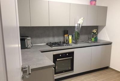 Apartament cu 4 camere decomandat în Ștefan cel Mare