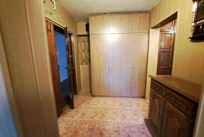 Vanzare Apartament 2 Camere, Decomandat , Micro 12 Targoviste - 4