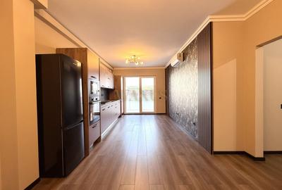 Apartament cu 3 camere semidecomandat, mobilat în Florești - 1