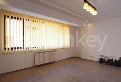 Apartament cu 3 camere potrivit pentru birouri - 2