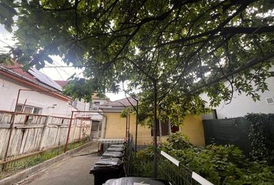 Casa de vanzaere in cartier Iris zona Auchan - 3