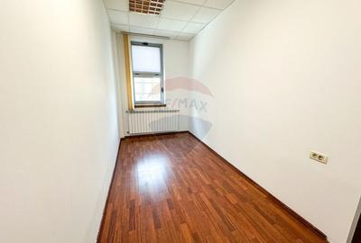 Spațiu comercial, de 200 mp, în Periferie - 9