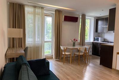 Garsonieră decomandată în Central - 2