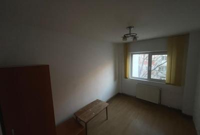 Apartament cu 3 camere decomandat, mobilat în Dacia - 5