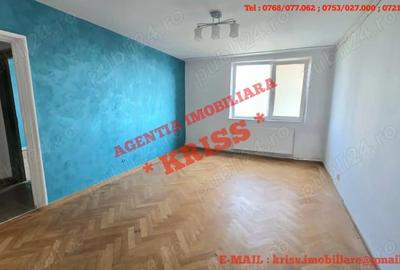 Apartament cu 3 camere semidecomandat în Calea București - 10