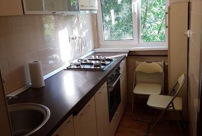 Apartament cu 2 camere decomandat în Drumul Sării - 4