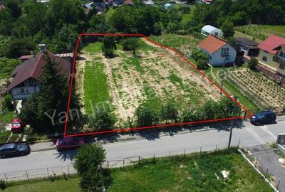 Teren de 2809 mp, în Central - 12