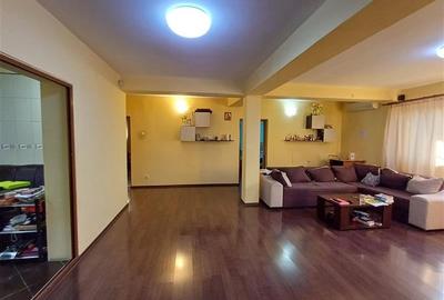 5 camere - 3 bai - 200 mp utili - teren 920 mp - Domnesti - Craitei - 2