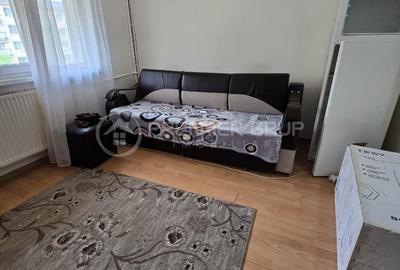 Garsonieră decomandată în Podu Roș - 2