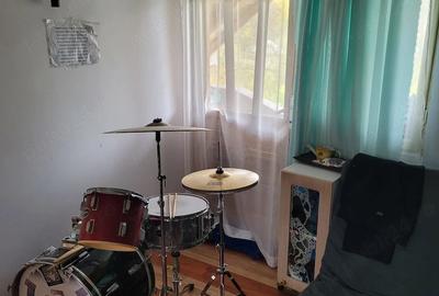 Casă cu Teren 760 Mp în Pietrari