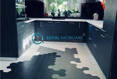 Royal Imobiliare - Vanzare Vila cu 6 camere zona B-dul Bucuresti - 4
