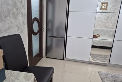 Garsoniera 21 mp -  Navodari - 30.000 euro (Cod E2) - 3
