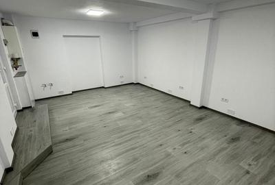 Casă cu 4 camere cu Teren 250 Mp în Central - 13