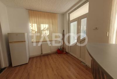 Casa de inchiriat cu 4 camere renovata in 2025 gradina si beci - 6