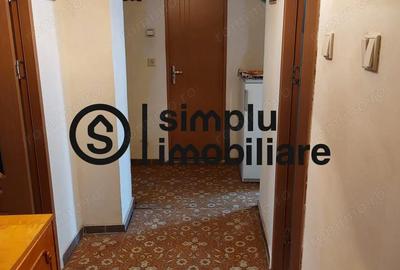 Apartament cu 3 camere decomandat în Calea București - 6