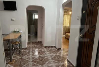 Apartament cu 3 camere decomandat în Galata - 11