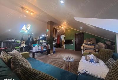 Casă cu 7 camere cu Teren 766 Mp în Central - 3