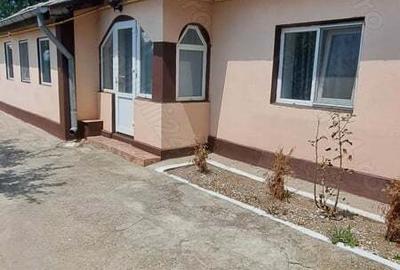 Casă cu 5 camere în Central - 3