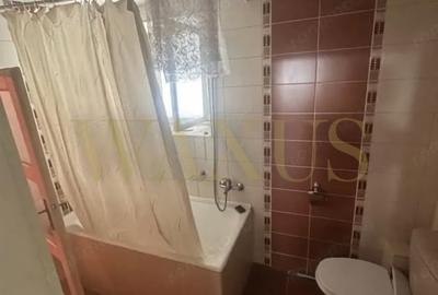 Casă individuală cu 4 camere cu Canalizare în Central - 12