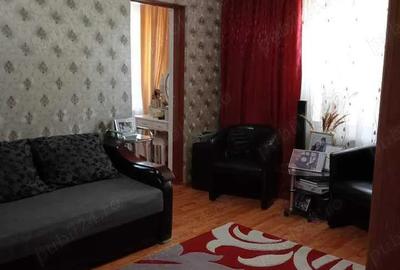 Inchiriez apartament - 2