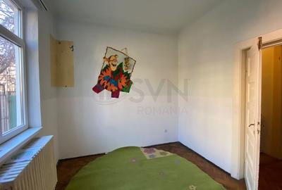 Casă individuală cu 6 camere cu Canalizare în Iancului - 11