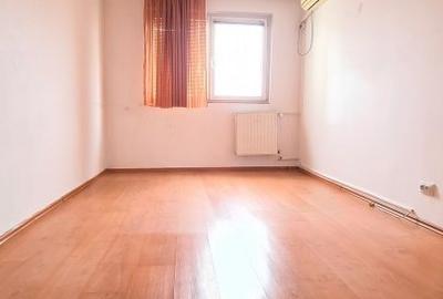 Apartament cu 3 camere circular în Drumul Taberei - 2