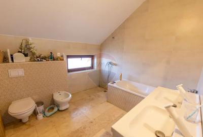 Casă cu 4 camere cu Teren 600 Mp în Tărlungeni - 13