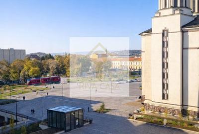 Apartament cu 4 camere decomandat în Centru Civic - 1