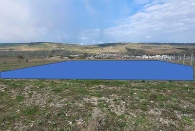 Teren de 900 mp, în Central - 8