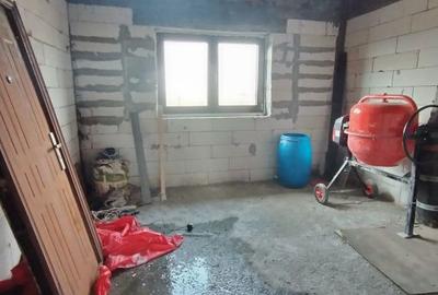 Casă cu 5 camere cu Teren 500 Mp în Cârcea - 2