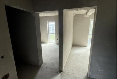 Casă cu 4 camere cu Canalizare în Florești - 2