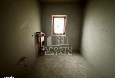 Casă cu 4 camere în Moșnița Nouă