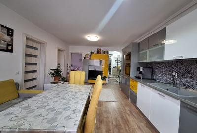 Apartament cu 3 camere, balcon, zona Stejarului - 3