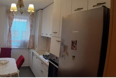 Apartament cu 2 camere decomandat în Tractorul - 3
