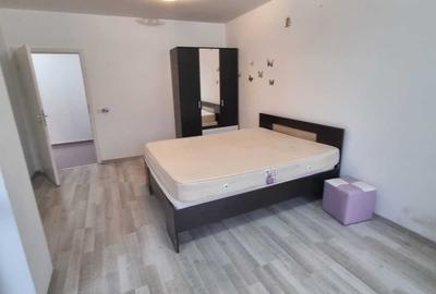 Garsoniera decomandata etaj 1, Cartier Avantgarden - 2