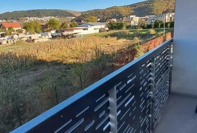 Apartament cu 3 camere decomandat în Florești - 6