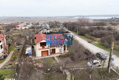 Casă cu 5 camere cu Teren 1770 Mp în Somova - 1