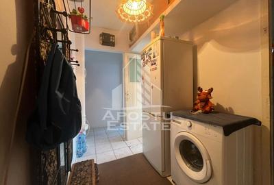 Apartament cu 3 camere, semidecomandat, etajul 2, zona Dambovita - 7