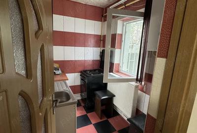 Garsonieră decomandată în Central - 4