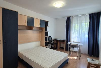 Garsonieră decomandată în Gară - 4