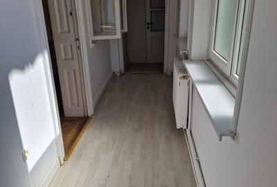 Casă cu 4 camere cu Teren 120 Mp în Central - 8