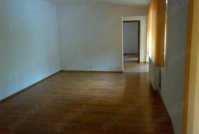 Casă cu 4 camere cu Teren 200 Mp în Moșilor - 10