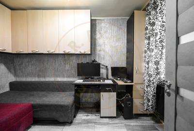 Apartament cu 3 camere semidecomandat, mobilat în Trivale - 1